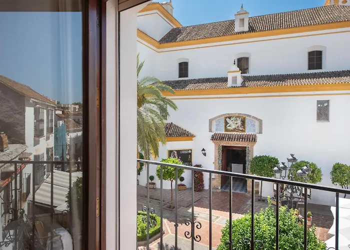 Encantadora Casa En El Casco Antiguo De Casa vacanze Marbella
