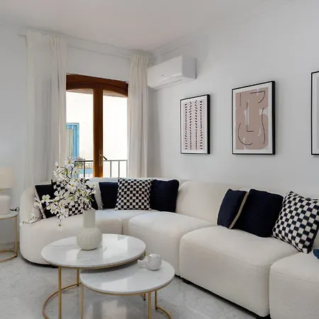 Дом отдыха Encantadora Casa En El Casco Antiguo De